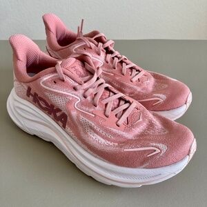 Hoka Clifton 10 Women’s 10B